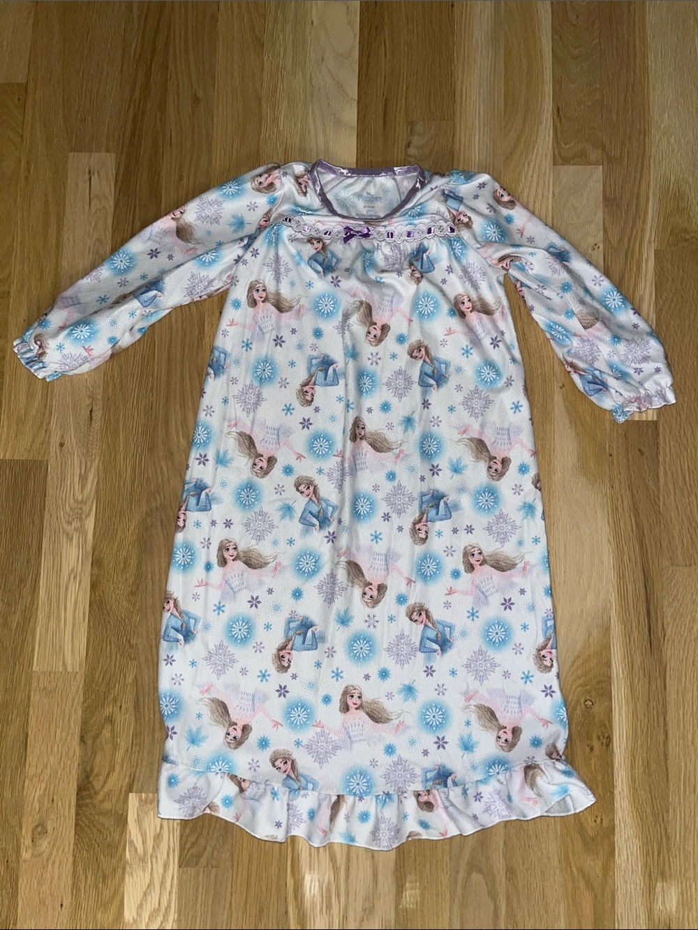 Disney White & Blue Frozen Elsa Long Sleeve Nightgown, size 5T